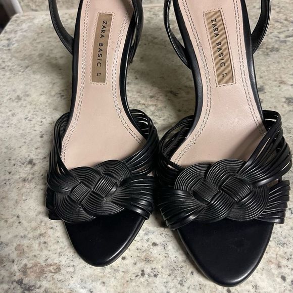 Zara NWOT black braided heels - Picture 3 of 7
